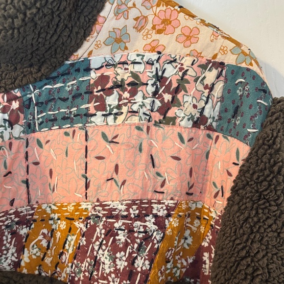 Lucky Brand Women's Fleece Jacket with Multicolor Pattern - Picture 3 of 6